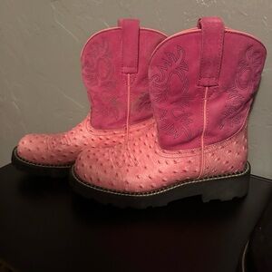 Women’s Ariat Fatbaby boots shoes pink rasberry ostrich print
